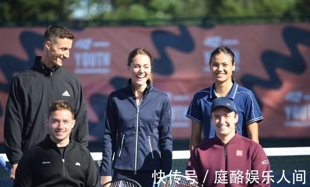 发牌还是低 发牌还是低