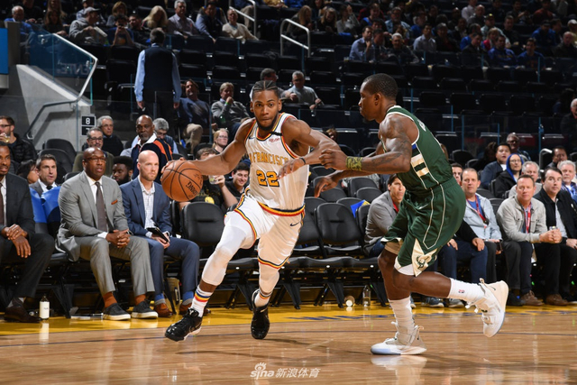 同步进行 同步进行